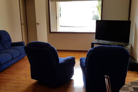 Warmont Apartments Self Contained Home - Accommodation Melbourne 3