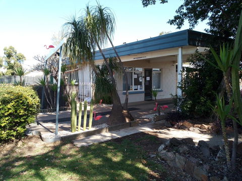 Warren Motor Inn - Accommodation Melbourne 2