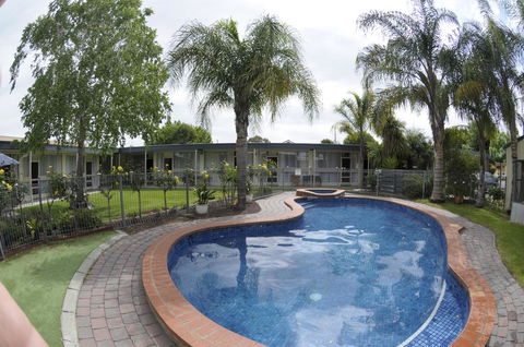 Warrina Motor Inn - Accommodation Melbourne 0
