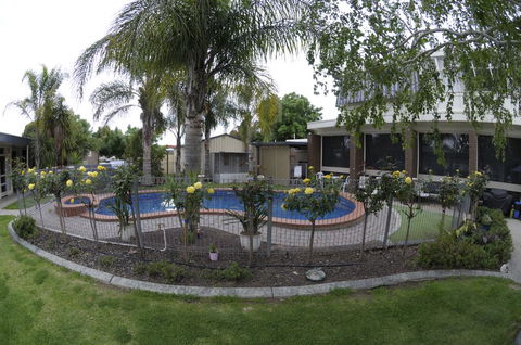 Warrina Motor Inn - Accommodation Melbourne 3