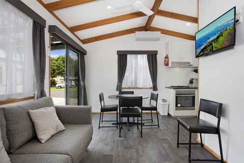 Warrnambool Holiday Village - Accommodation Melbourne 0