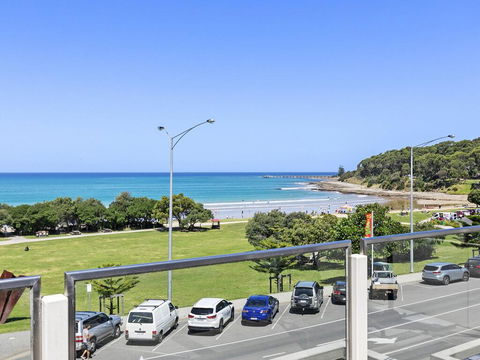WATERFRONT SEVEN - In The Heart Of Lorne - Accommodation Melbourne 2