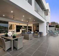 Waterfront Splendour - Melbourne 4u