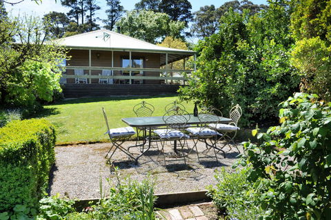 Lavender Farm - Accommodation Melbourne 0