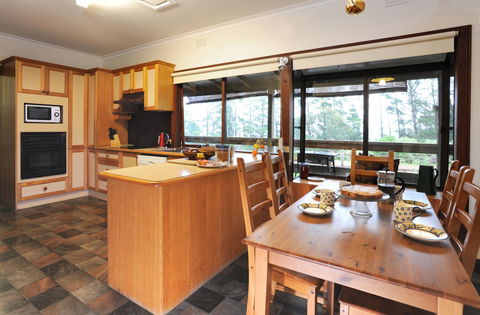 Lavender Farm - Accommodation Melbourne 4