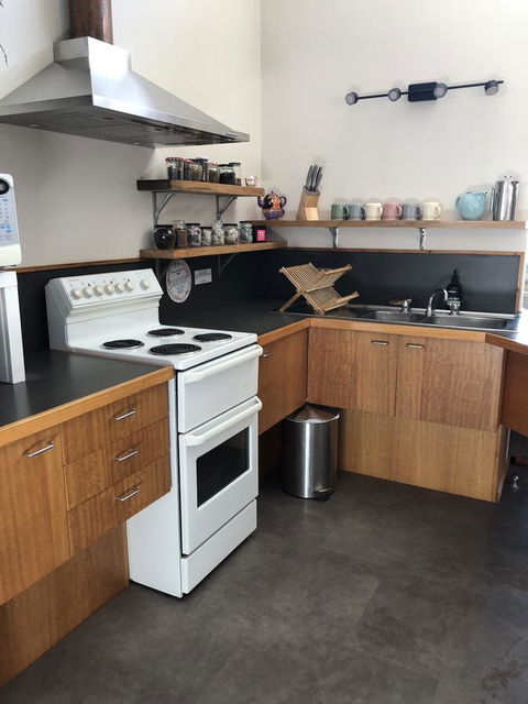 The PC Cottage - Accommodation Melbourne 15