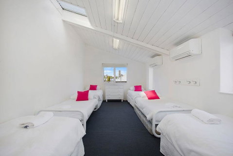 Plummers Mill - Central Townhouse - Accommodation Melbourne 7