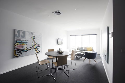 Tyrian Serviced Apartments Fitzroy - Accommodation Melbourne 0
