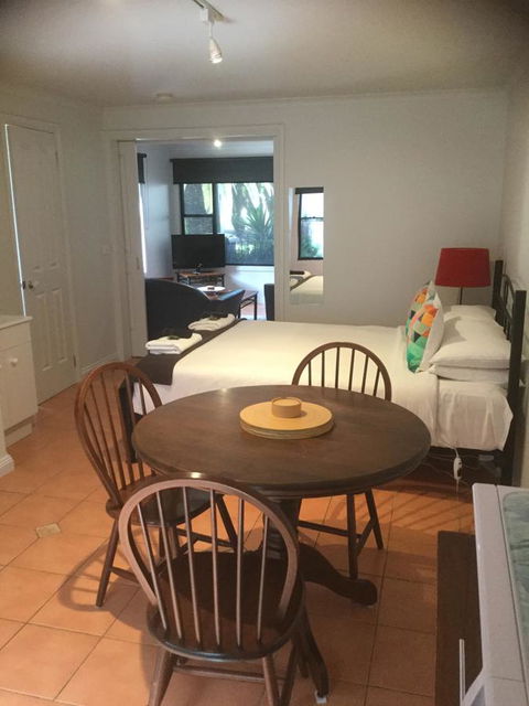 At The Beach Apartments - Accommodation Melbourne 13