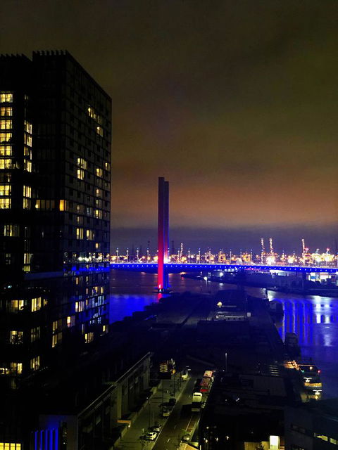 Superb Habour View/ Stylish Apartment / Landmark Building/ Free Tram - Accommodation Melbourne 21