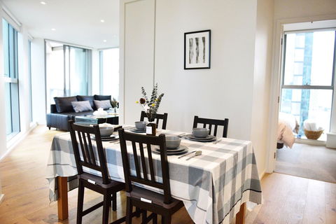 Superb Habour View/ Stylish Apartment / Landmark Building/ Free Tram - Accommodation Melbourne 0