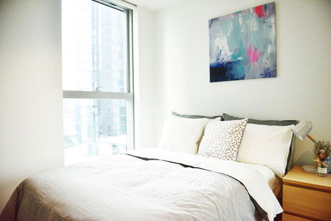 Superb Habour View/ Stylish Apartment / Landmark Building/ Free Tram - Accommodation Melbourne 3