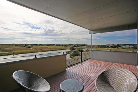 1 Pebble Place - Accommodation Melbourne 14