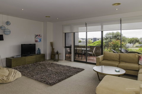1 Pebble Place - Accommodation Melbourne 5