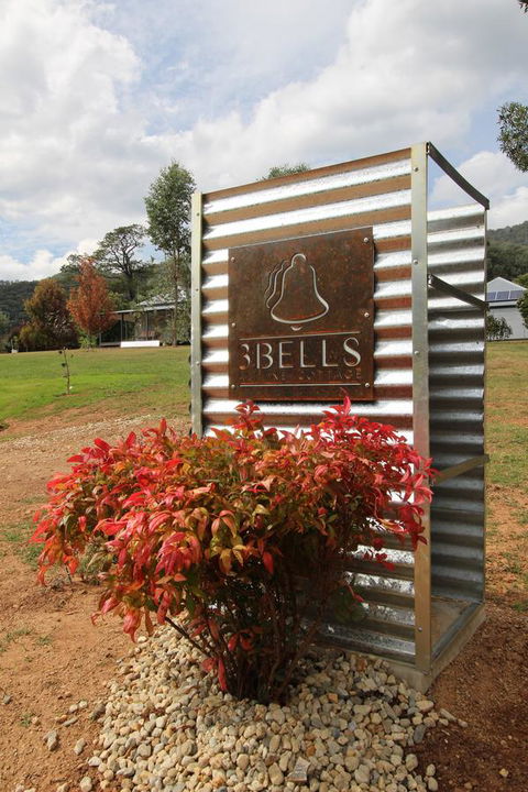 3 Bells Alpine Cottage - Accommodation Melbourne 12