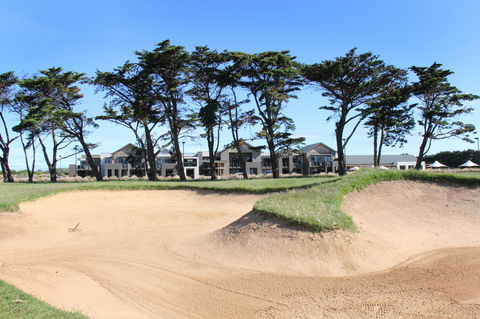 Barwon Heads Resort - Accommodation Melbourne 2