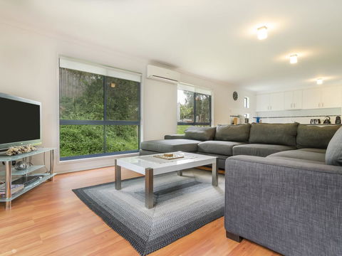 Demure Charm - Accommodation Melbourne 10