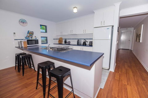 Demure Charm - Accommodation Melbourne 7