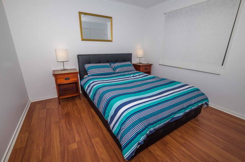 Demure Charm - Accommodation Melbourne 12