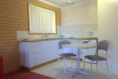 Blue Whale Motor Inn & Apartments - Accommodation Melbourne 31