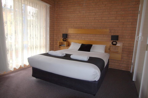 Blue Whale Motor Inn & Apartments - Accommodation Melbourne 23
