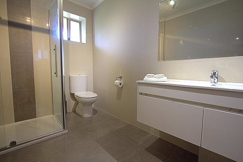 Blue Whale Motor Inn & Apartments - Accommodation Melbourne 32