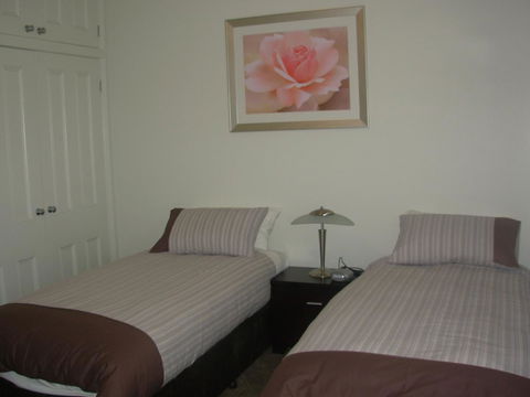 Sabina On Little Myers - Accommodation Melbourne 11