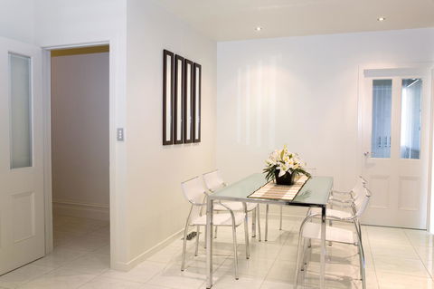 Sabina On Little Myers - Accommodation Melbourne 19