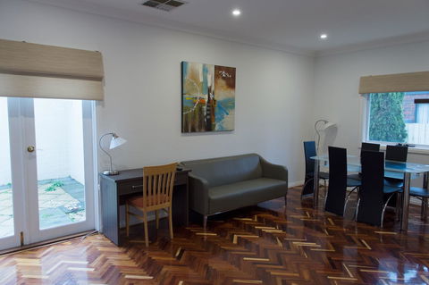 Buckingham Apartments - Accommodation Melbourne 21