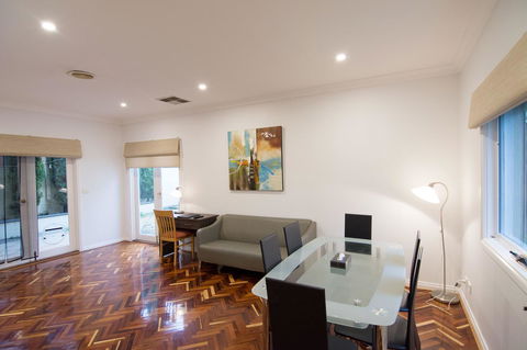 Buckingham Apartments - Accommodation Melbourne 19