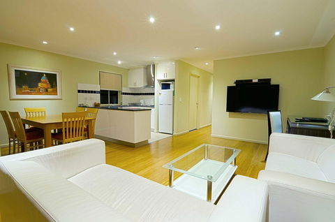 Buckingham Apartments - Accommodation Melbourne 5