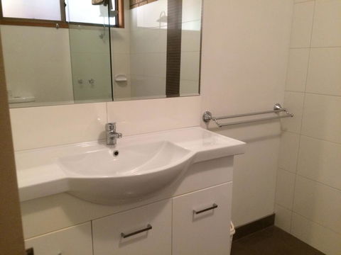 Ambassador Motor Inn - Accommodation Melbourne 19