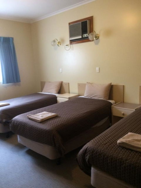 Ambassador Motor Inn - Accommodation Melbourne 25