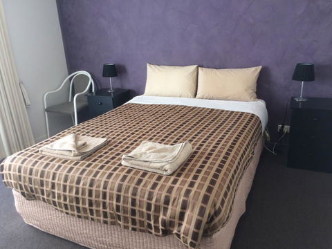 Ambassador Motor Inn - Accommodation Melbourne 4