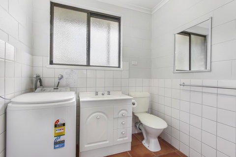 Hybiscus Waterfront Apartments - Accommodation Melbourne 30