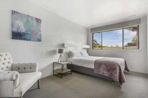 Hybiscus Waterfront Apartments - Accommodation Melbourne 31