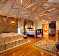 Ditto Daddy's - Accommodation Melbourne