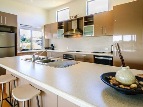 Saltwater Breeze Retreat - Accommodation Melbourne 10