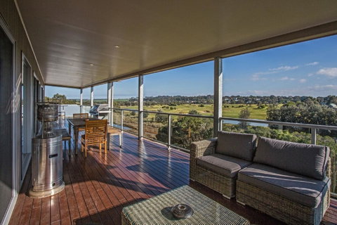 Saltwater Breeze Retreat - Accommodation Melbourne 7