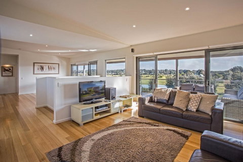 Saltwater Breeze Retreat - Accommodation Melbourne 4
