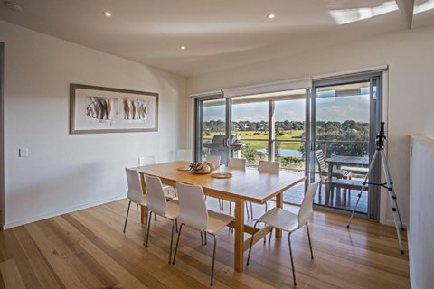 Saltwater Breeze Retreat - Accommodation Melbourne 11