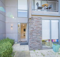 Stylish 3 Bedroom Condo - Accommodation Melbourne