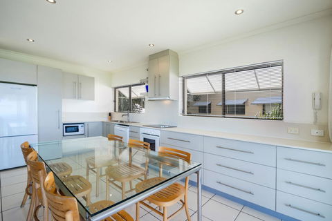Sunseeker Holiday Apartments - Accommodation Melbourne 26