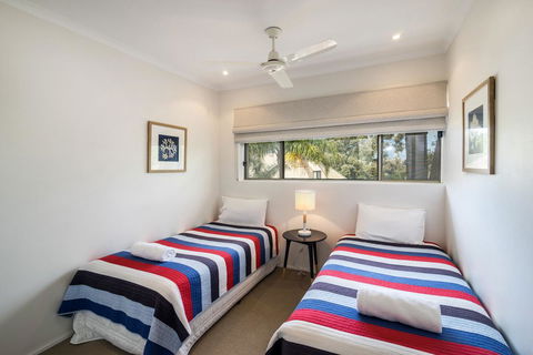 Sunseeker Holiday Apartments - Accommodation Melbourne 3