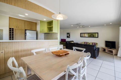 Sunseeker Holiday Apartments - Accommodation Melbourne 2