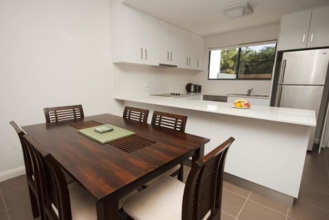 Woodville Beach Townhouse 6 - Accommodation Melbourne 7