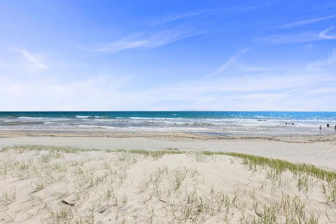 Coloured Sands - Rainbow Beach Resort - 5 Mins To Beach - Accommodation Melbourne 24