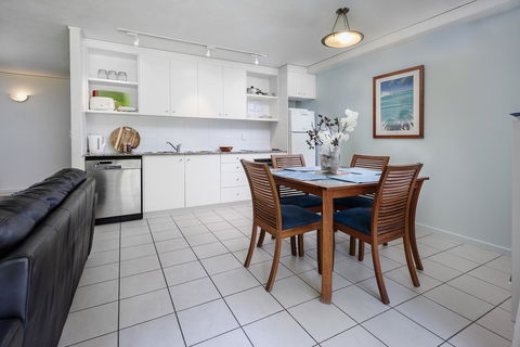 Coloured Sands - Rainbow Beach Resort - 5 Mins To Beach - Accommodation Melbourne 3