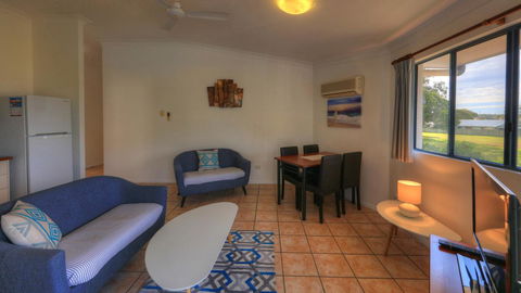 Dolphin Waters - Accommodation Melbourne 3