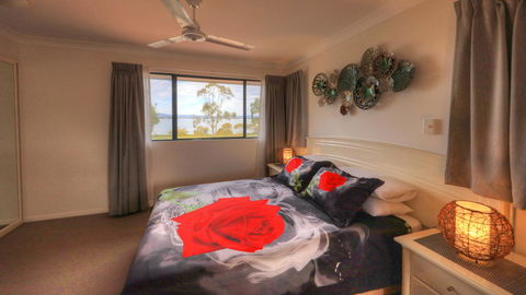 Dolphin Waters - Accommodation Melbourne 4